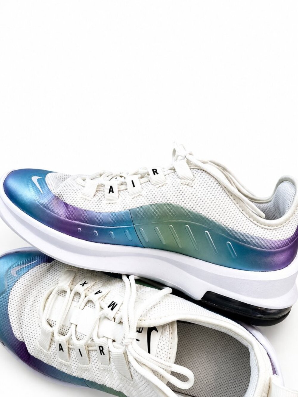 Nike Air Max Axis White Iridescent Womens Sneakers 8.5